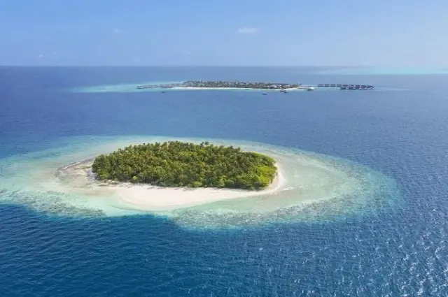 Tailor Made Holidays & Bespoke Packages for The Westin Maldives Miriandhoo Resort